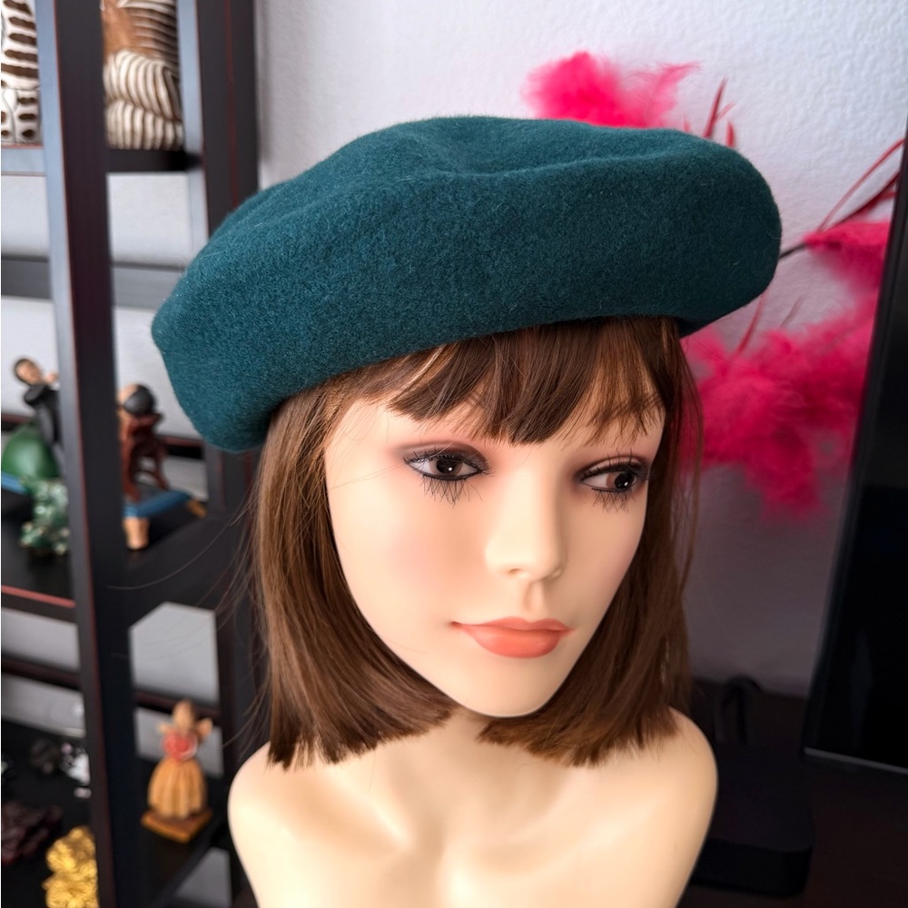 Arlin Green Wool Beret